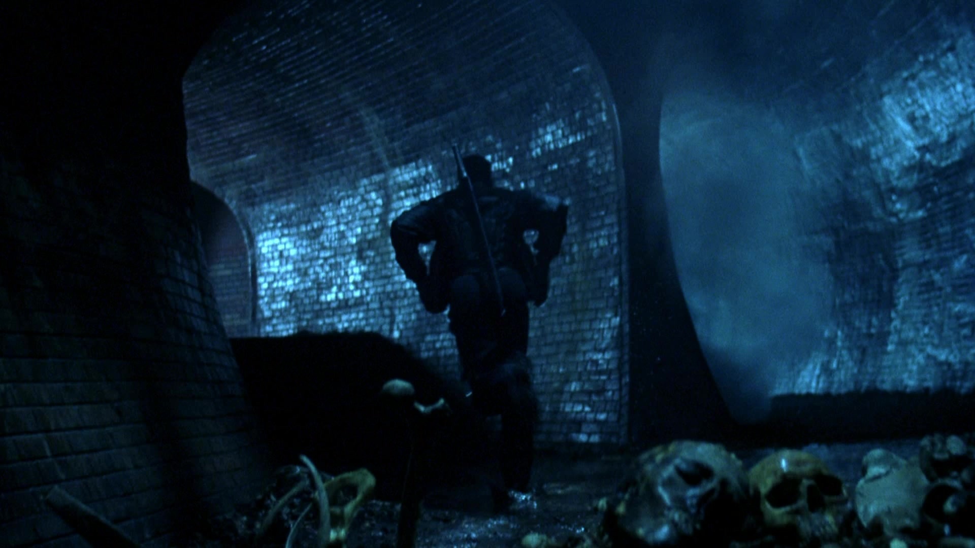 Blade II (2002), wide, 1.78:1 — film still