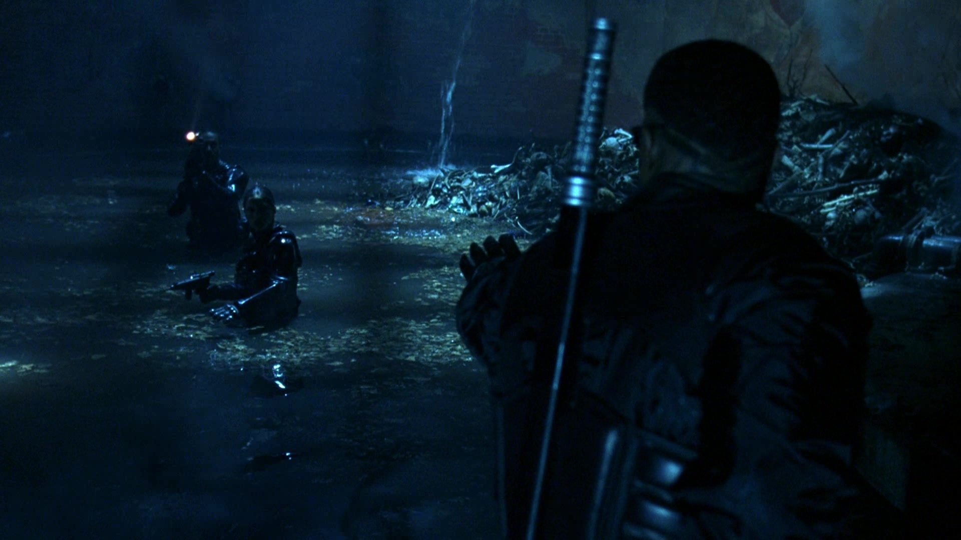 Blade II (2002), wide, 1.78:1 — film still