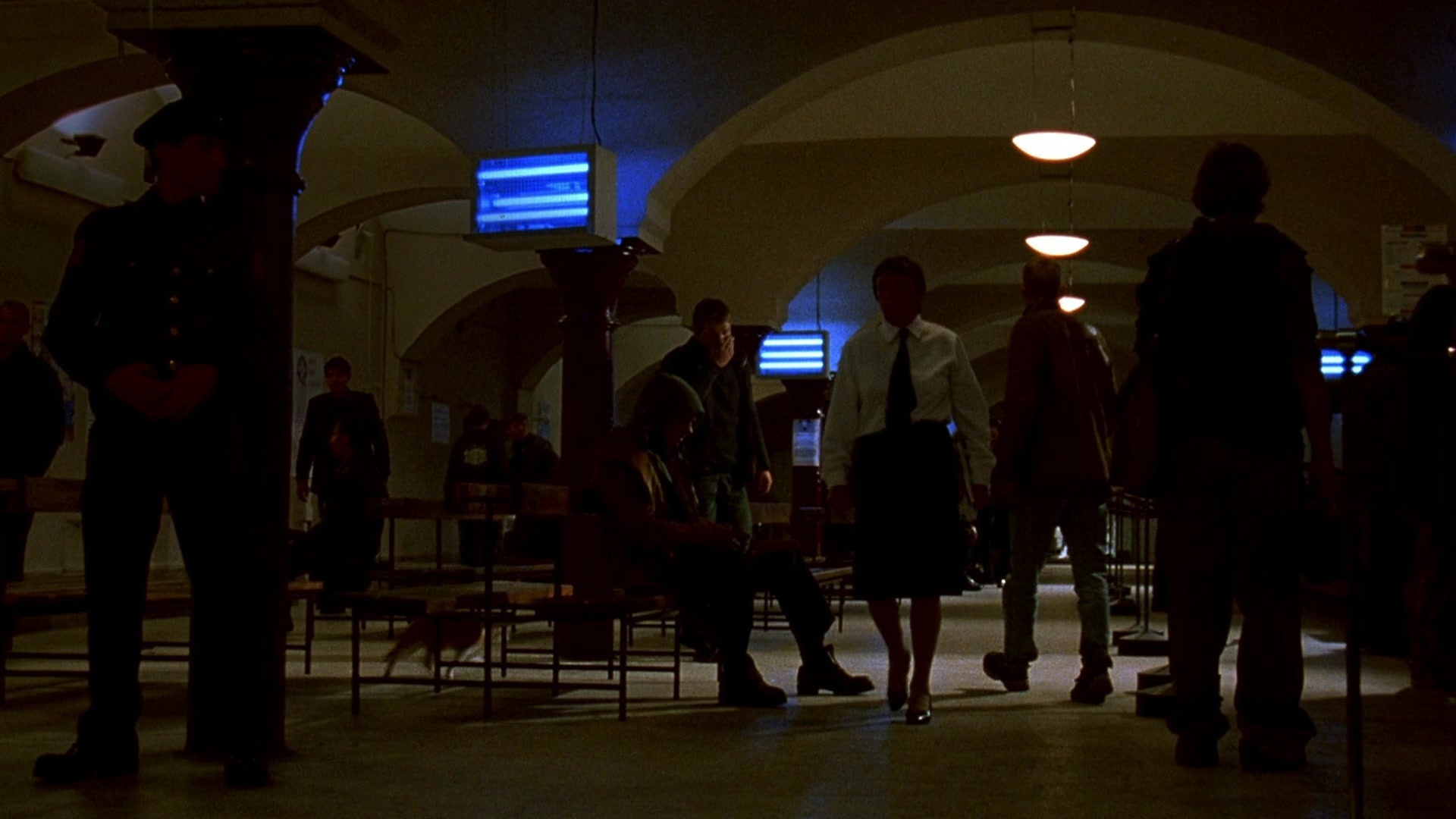 Blade II (2002), wide, 1.78:1 — film still