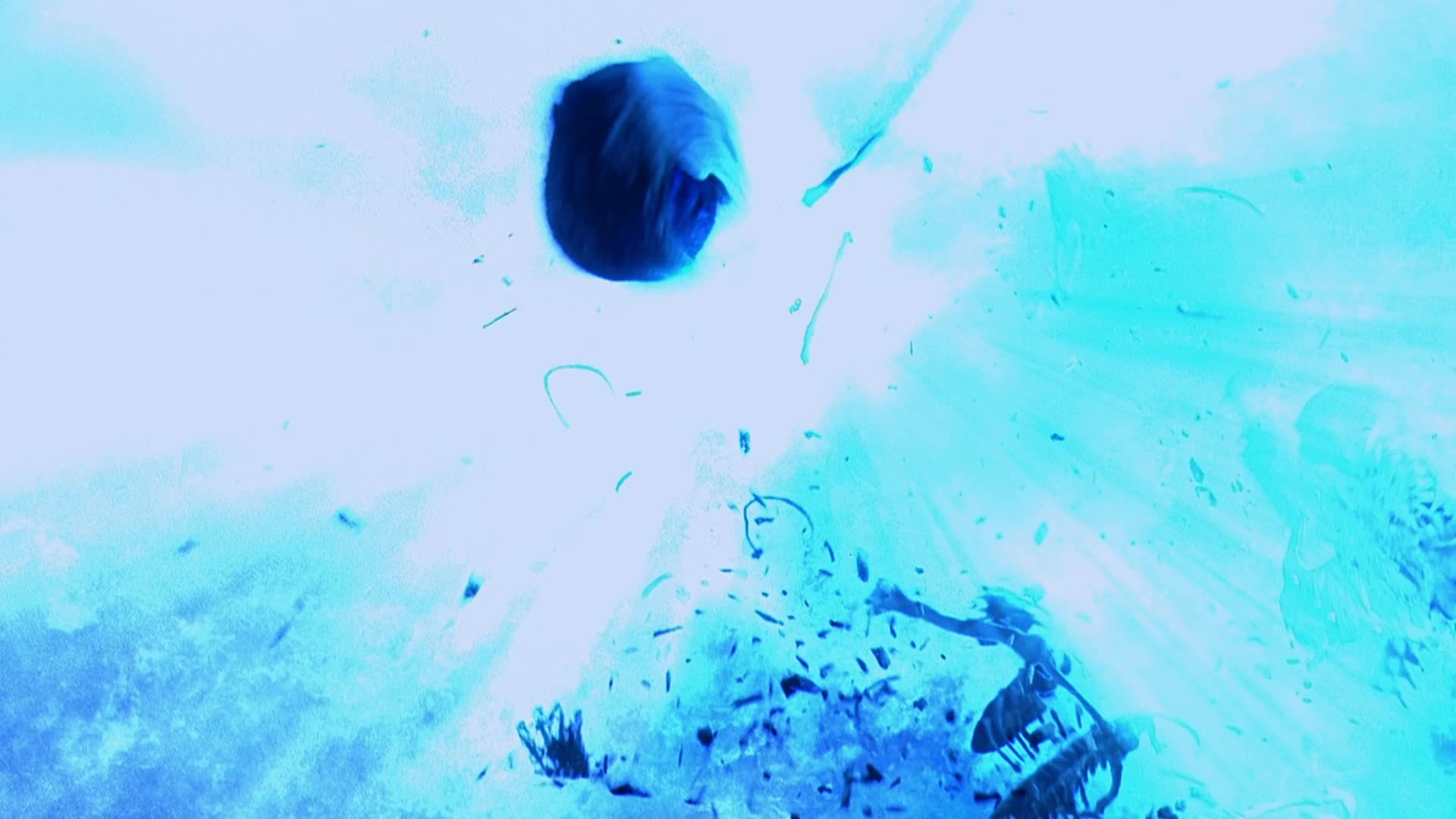 Blade II (2002), wide, 1.78:1 — film still