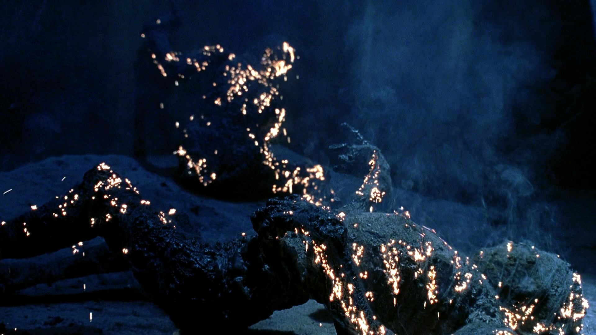 Blade II (2002), wide, 1.78:1 — film still