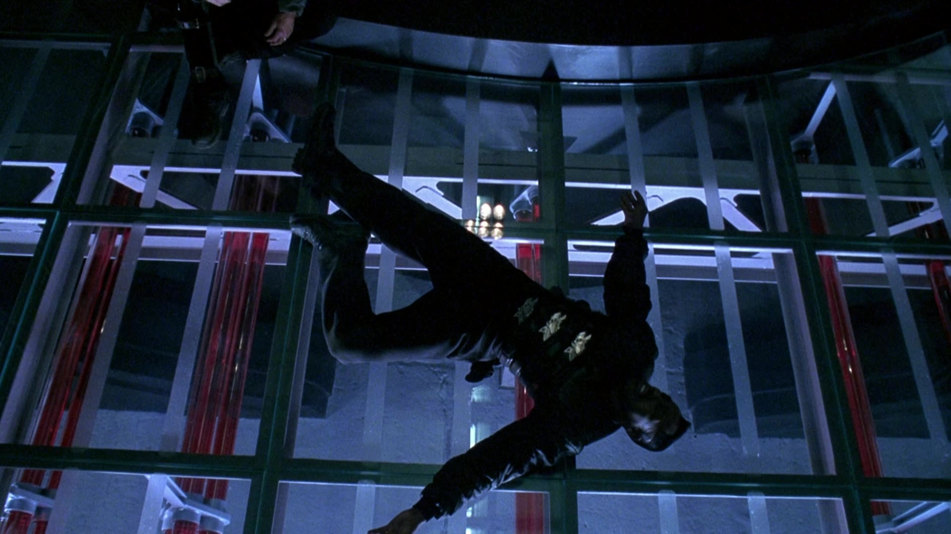 Blade II (2002), wide, 1.78:1 — film still