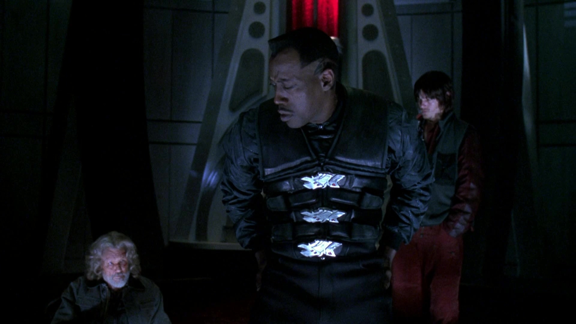 Blade II (2002), wide, 1.78:1 — film still