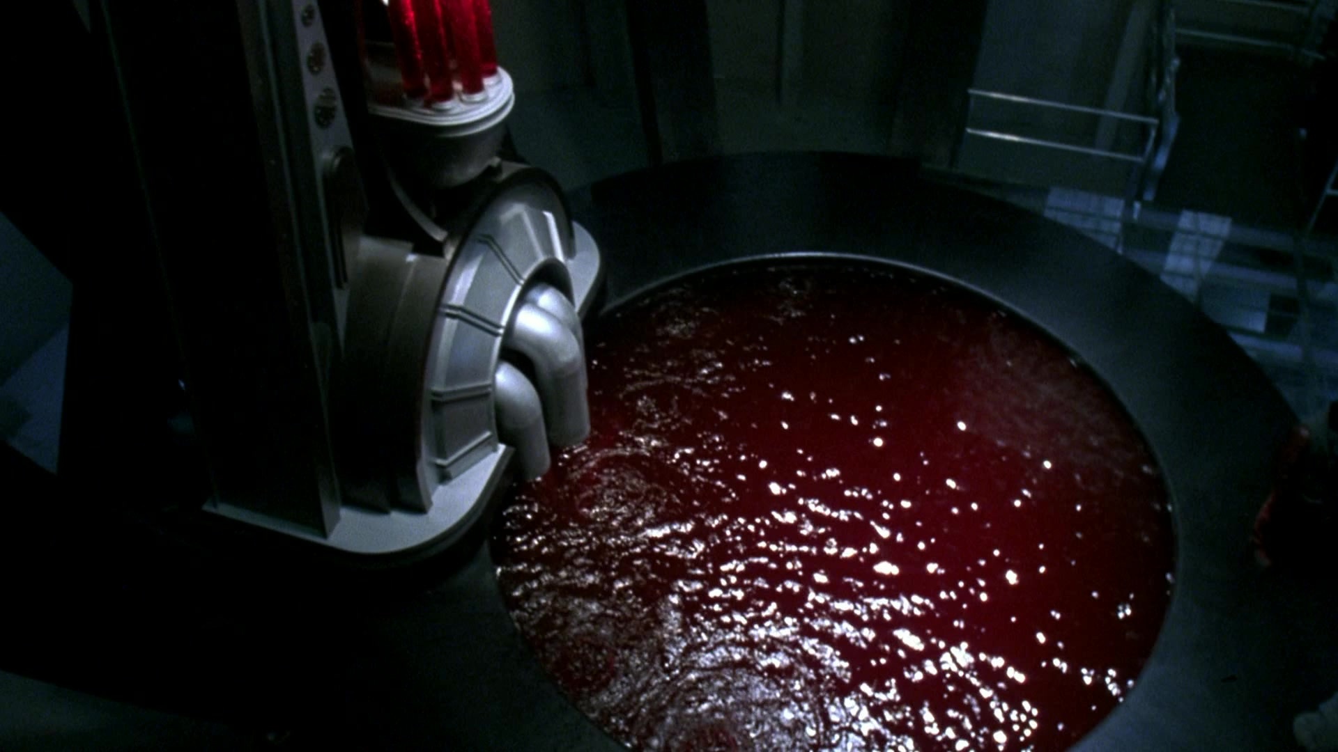 Blade II (2002), wide, 1.78:1 — film still