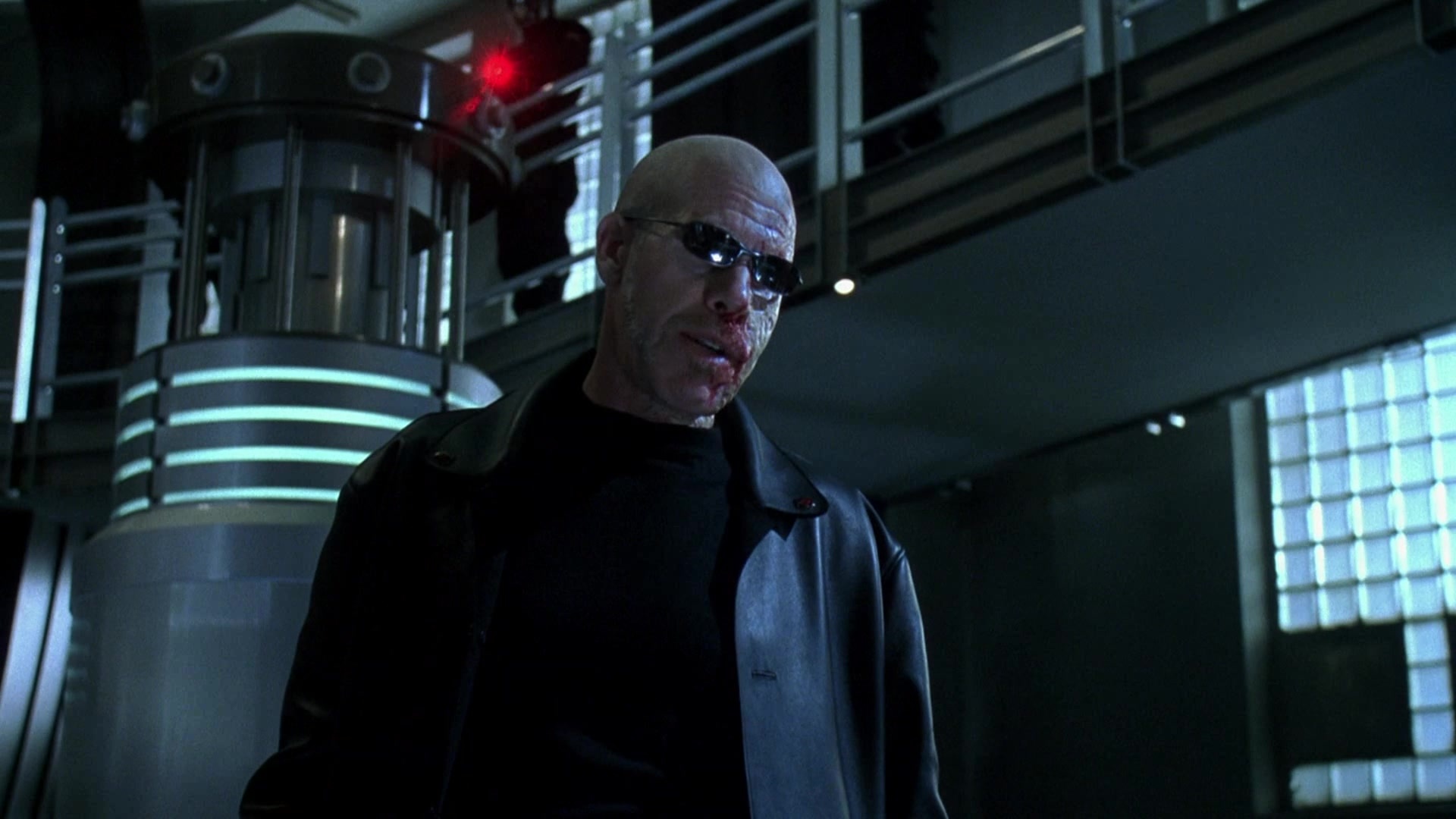 Blade II (2002), wide, 1.78:1 — film still