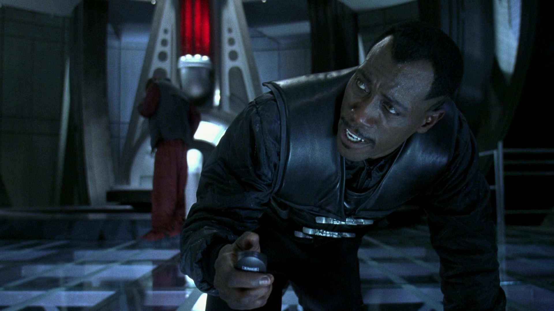 Blade II (2002), wide, 1.78:1 — film still