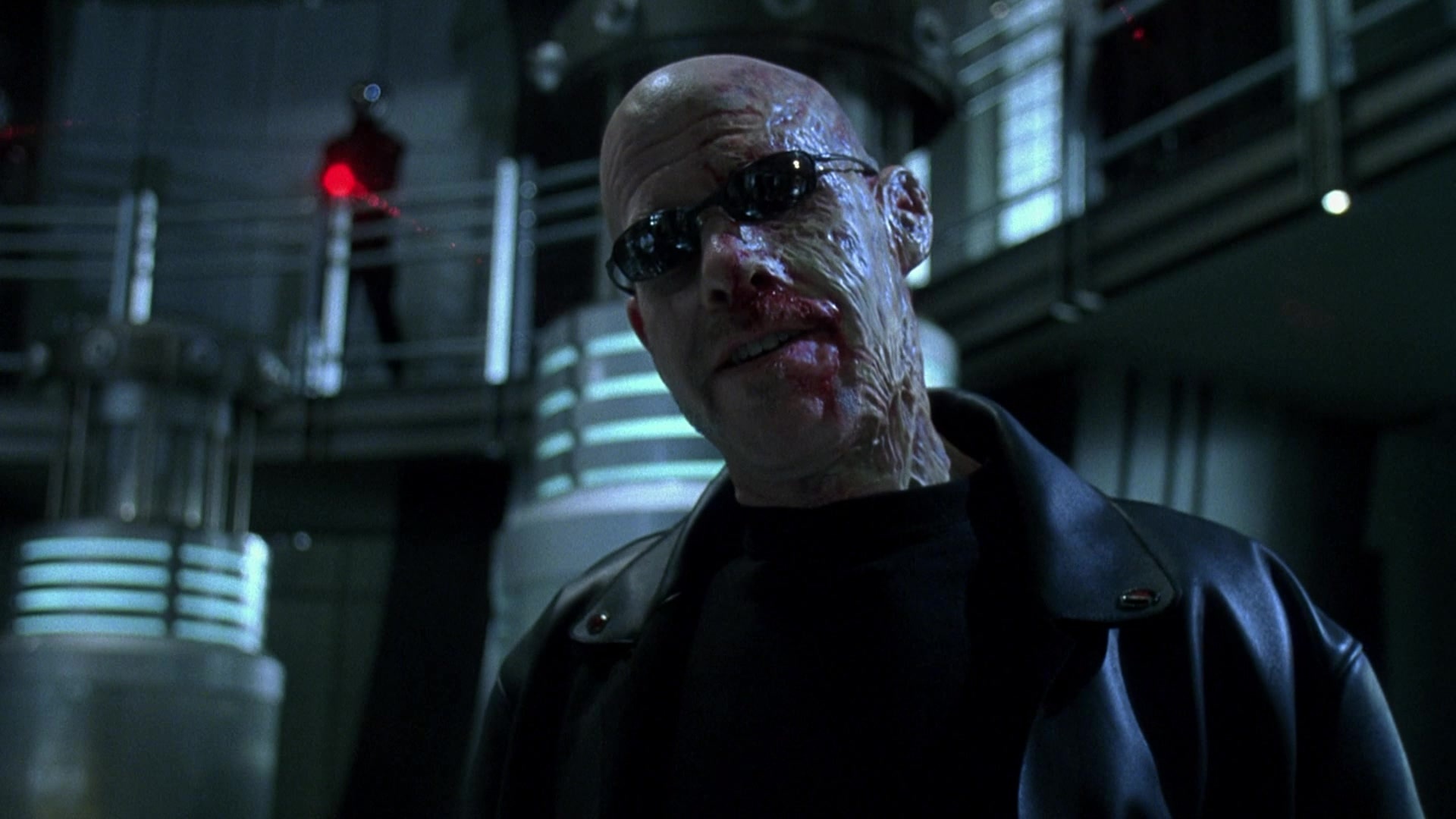 Blade II (2002), wide, 1.78:1 — film still