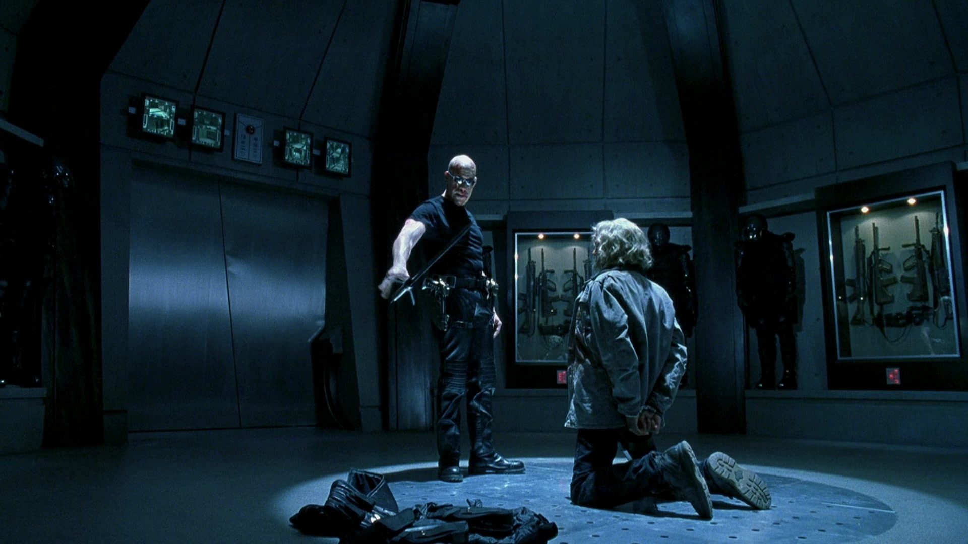 Blade II (2002), wide, 1.78:1 — film still