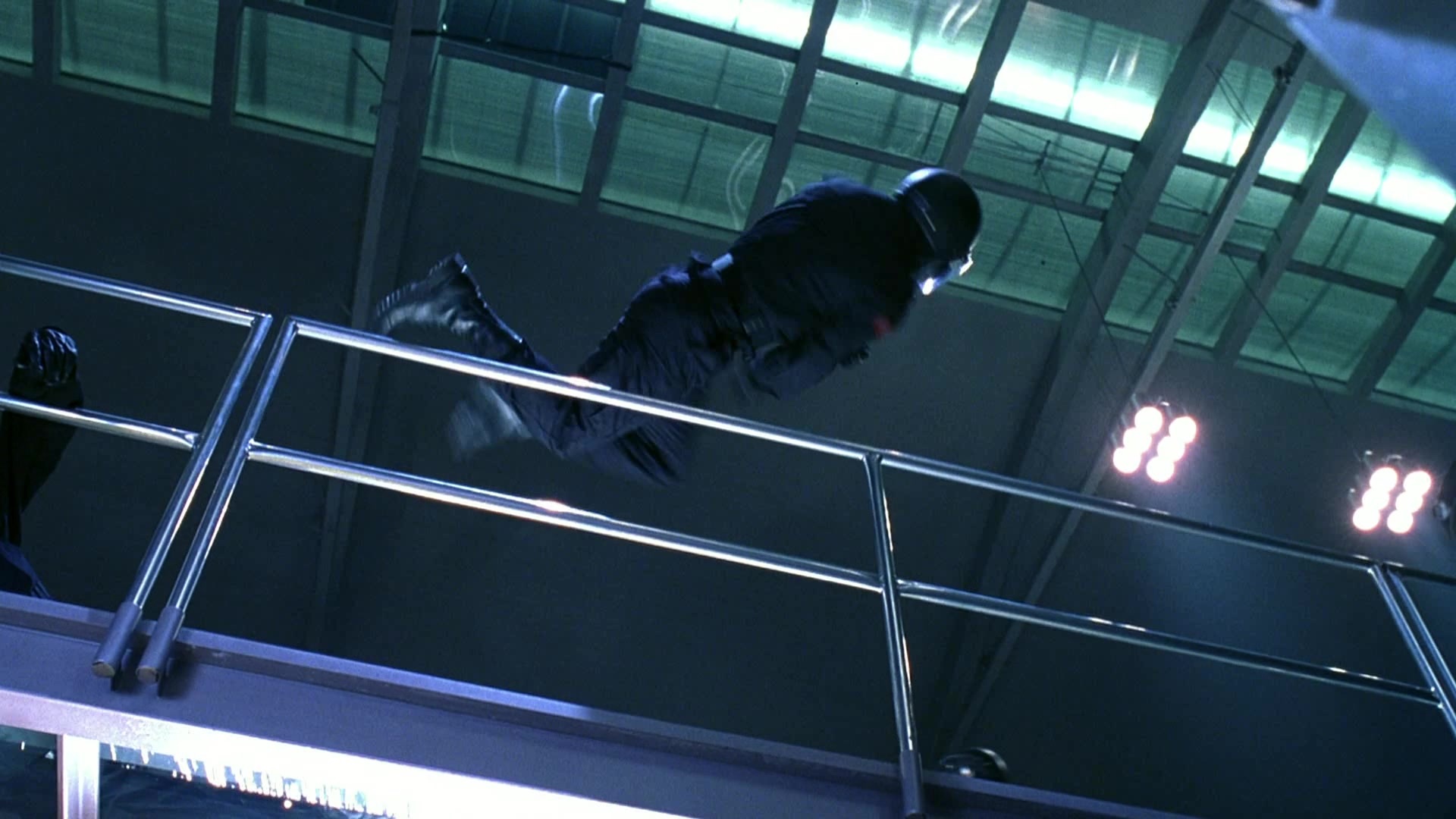 Blade II (2002), wide, 1.78:1 — film still