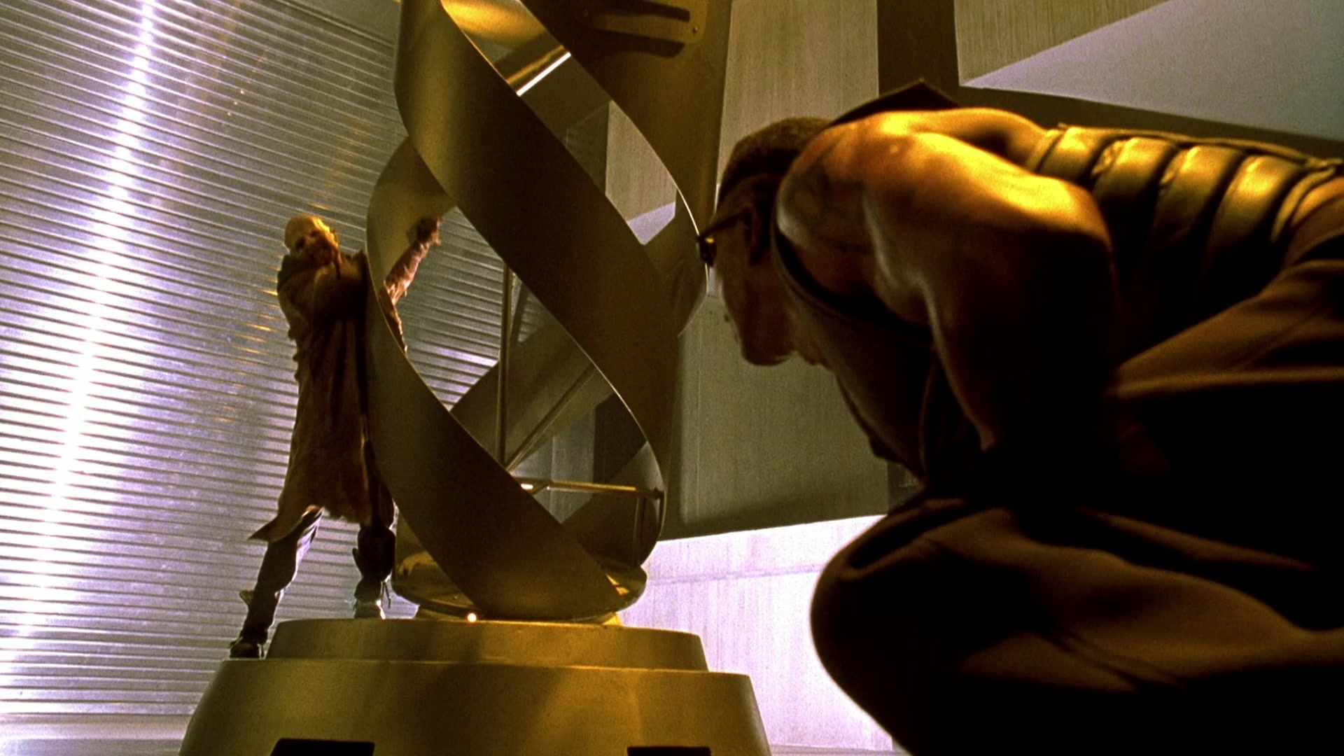 Blade II (2002), wide, 1.78:1 — film still