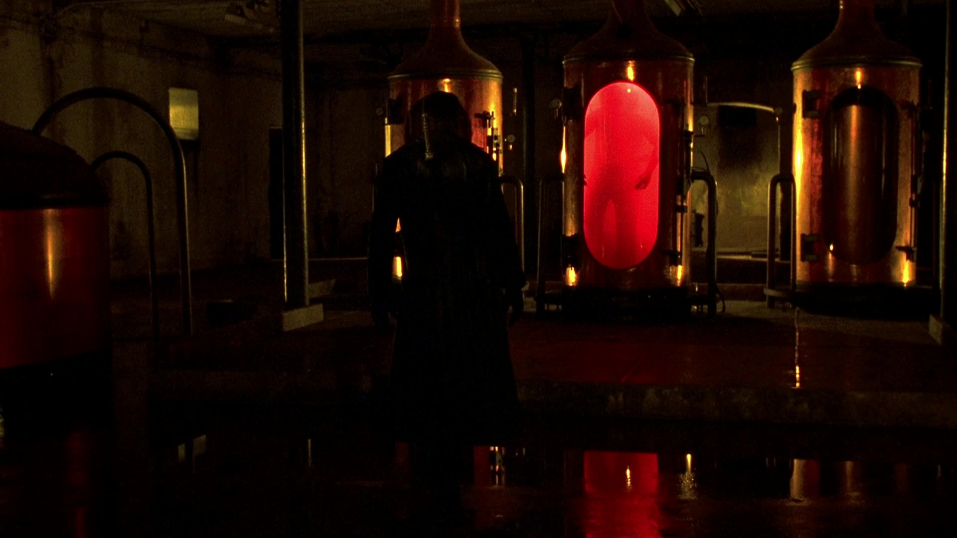 Blade II (2002), wide, 1.78:1 — film still