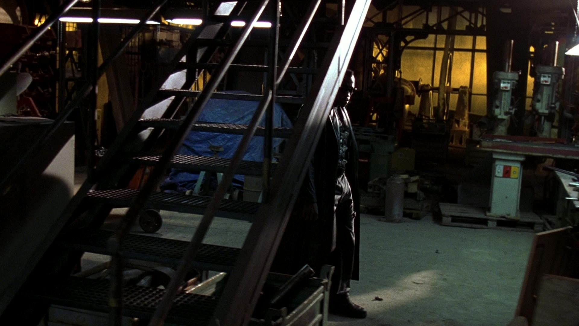 Blade II (2002), wide, 1.78:1 — film still
