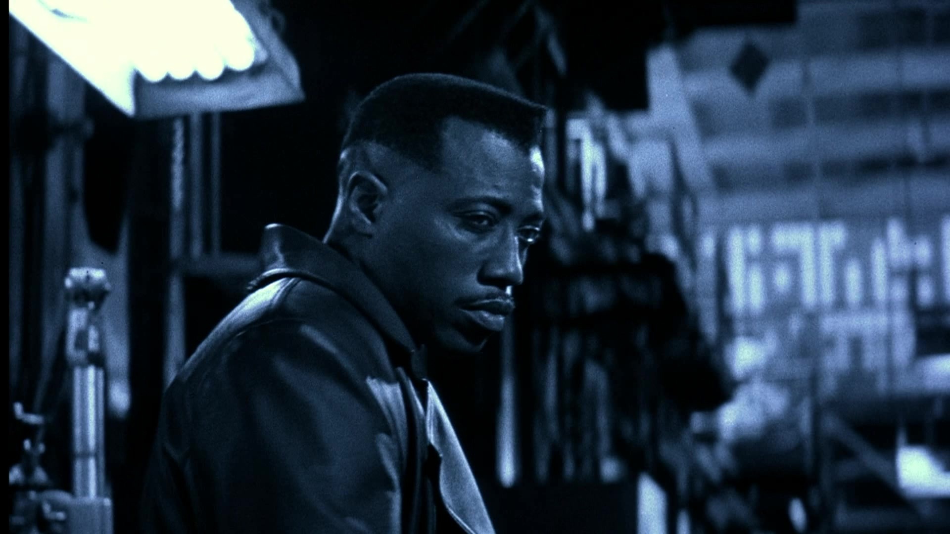 Blade II (2002), wide, 1.78:1 — film still