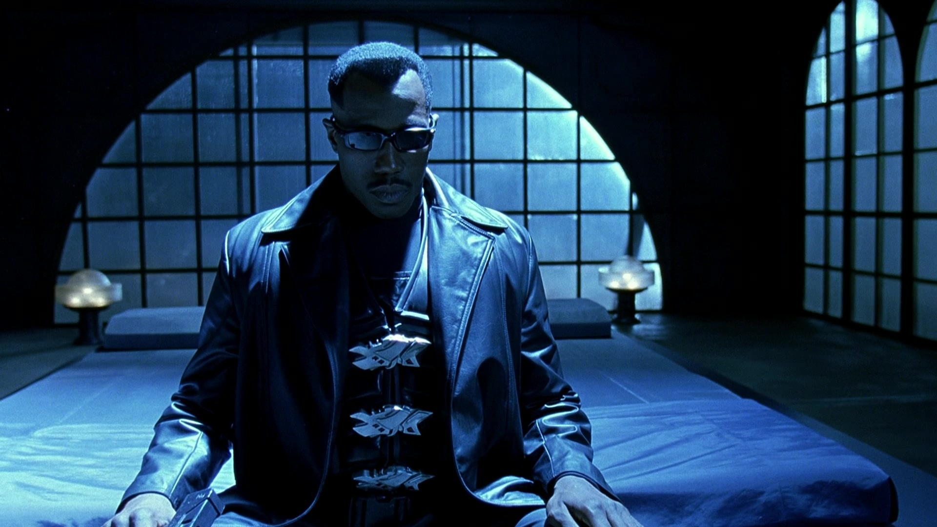Blade II (2002), wide, 1.78:1 — film still