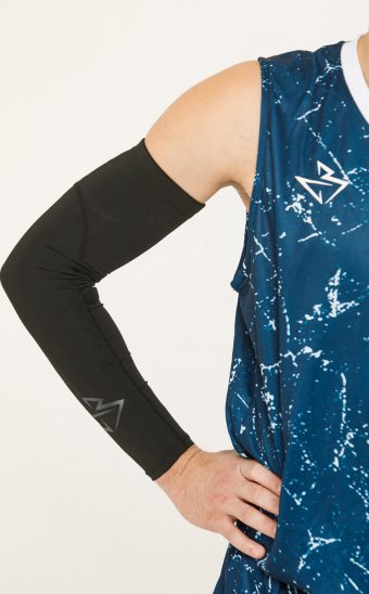 Рукав компрессионный черный 2.0