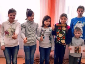 Как мы расписывали скворечник