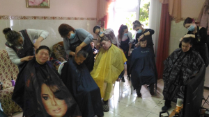 "Парикмахерские услуги"