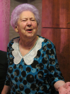 «Как хорошо, что нет войны, что светит солнце в небесах…  за все героям фронтовым «спасибо» нужно нам сказать!»