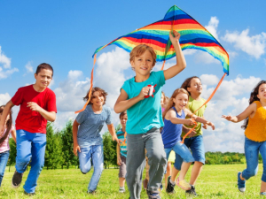 ВНИМАНИЮ РОДИТЕЛЕЙ: бесплатные путевки в загородные оздоровительные лагеря и санатории области на летний период 2021 года