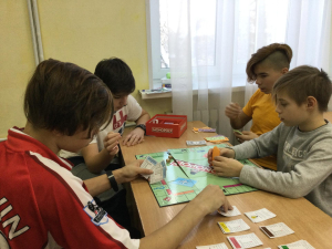 "Монополия"