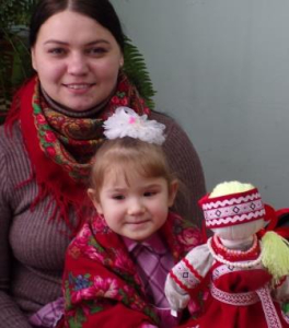 Тряпичная кукла в народном костюме