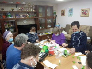 «Маленькое чудо для любимой мамочки и бабушки».