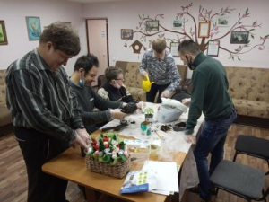 Занятие в рамках программы «Домоводство». Посадка цветов.