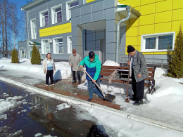 Протяни руку помощи