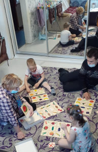 С волонтером веселее