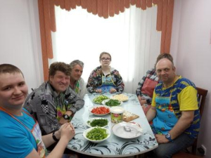 Салат «Первая зелень»