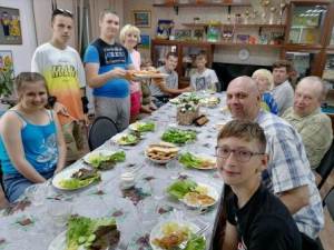 Занятие по программе «Домоводство». Отбивные из куриного филе