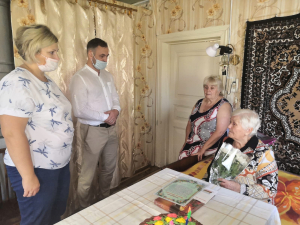 Чествование юбиляров долгожителей