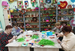 «ЛУЧШАЯ НОВОГОДНЯЯ ПОЗДРАВИТЕЛЬНАЯ ОТКРЫТКА»