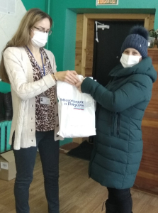 Вручение новогодних  подарков от депутата  Государственной Думы Аникеева Г.В.