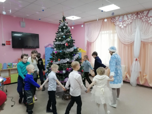 Новогодняя игровая программа «Королева Снежная»