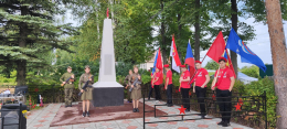 Открытие обновлённого обелиска воинам в с.Красное