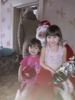 Новогодняя акция "Подари ребенку Новый год!" 