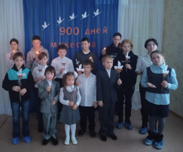 Великий подвиг ваш история хранит!