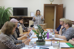 Еженедельная комиссия по оказанию госсоцпомощи на основании социального контракта.