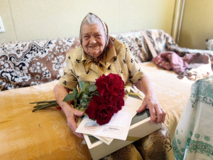 Поздравление долгожителя со 100-летним Юбилеем Поздравление долгожителя со 100-летним Юбилеем