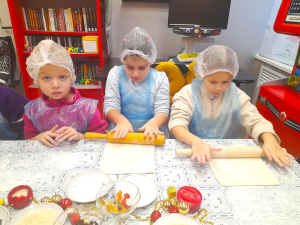 Новогодние змейки