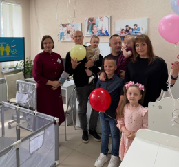 Сегодня в комплексном центре социального обслуживания населения состоялось торжественное открытие пункта проката для новорожденных. 