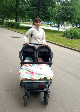 Дети под присмотром социальной няни