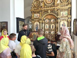 Дорога к храму привела…