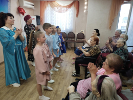 День семьи, любви и верности — добрый семейный праздник!
