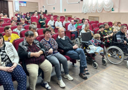 Показ фильма «Калашников»