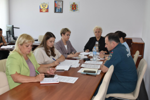 В Министерстве прошла коллегия по вопросу обеспечения комплексной безопасности в соцучреждениях