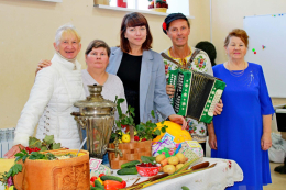 Праздник осени в Суздале собрал друзей и веселье!
