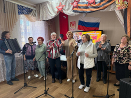Сердца, полные тепла: Праздник для дорогих людей!