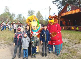 Осенины на Русском подворье